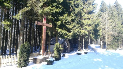 Afelskreuz mit Kapelle